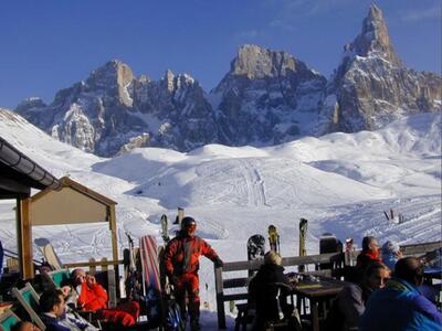 Skifahren in den Dolomiten